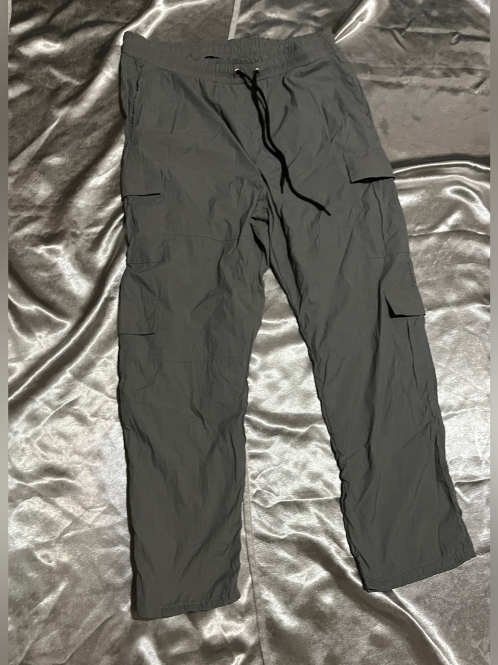 NWOT Love Women's Charcoal Gray Cargo Pants